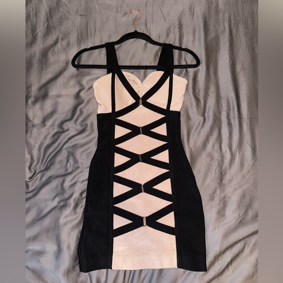 Dress - Picture 1 of 2